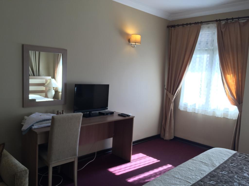 Hotel Mercan Адана Стая снимка