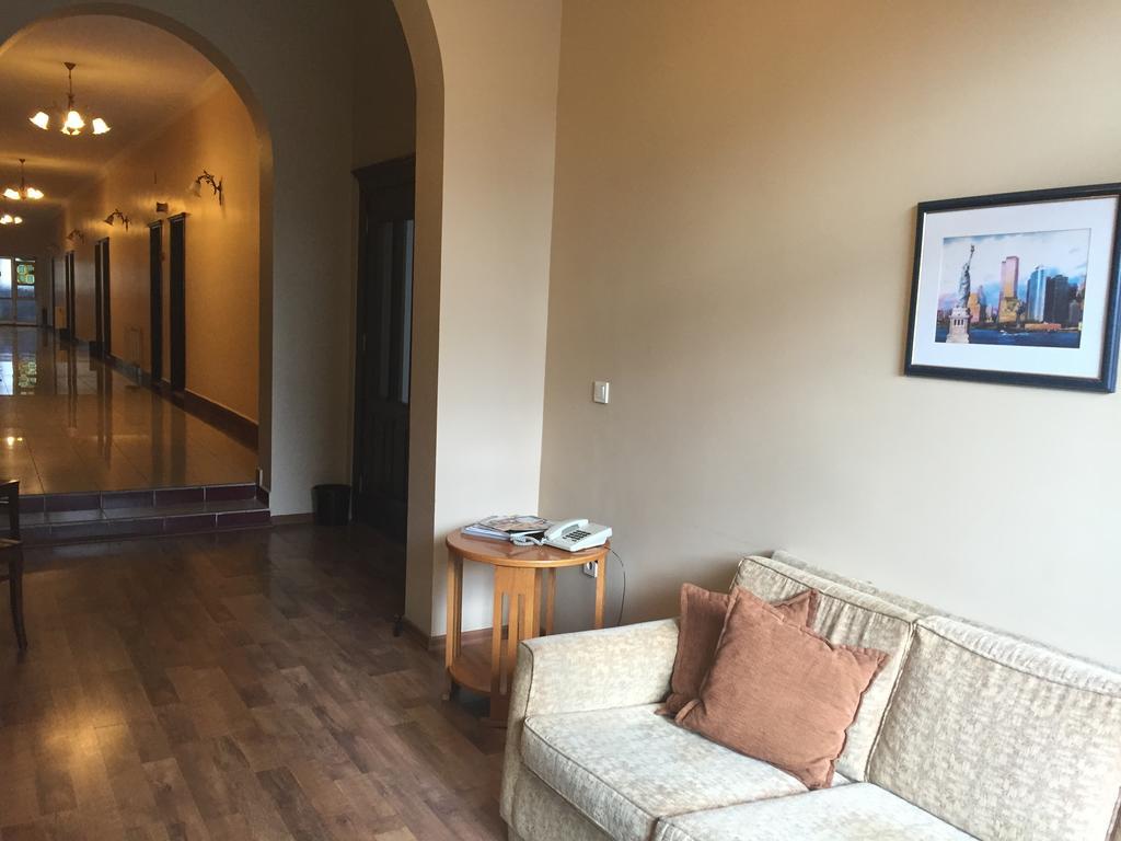 Hotel Mercan Адана Екстериор снимка